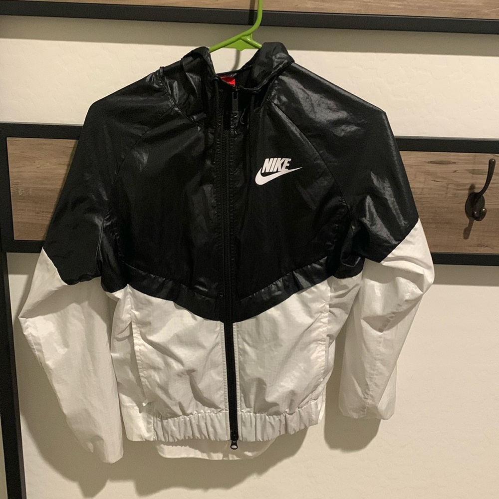 Black & White Nike Windbreaker Jacket